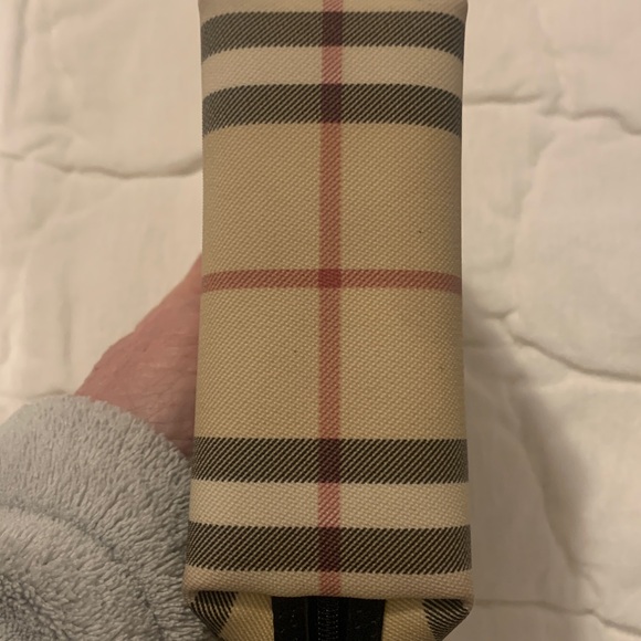 Burberry pouch - Picture 4 of 8